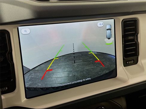 Used 2025 Ford Bronco Heritage Edition image 9