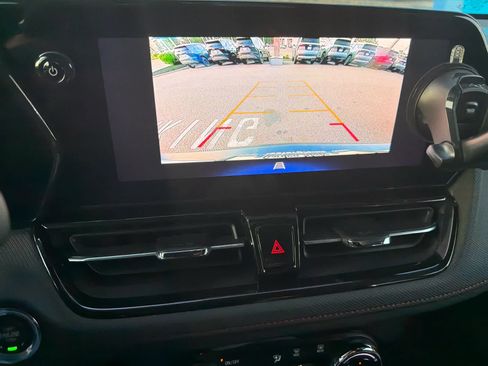 Certified 2024 Chevrolet TrailBlazer RS w/ Convenience Package AWD/4WD image 9
