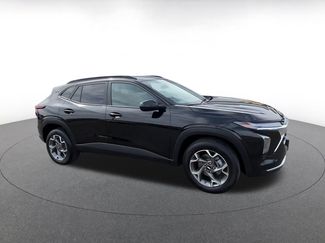 Used 2025 Chevrolet Trax LT w/ LT Convenience Package video 2