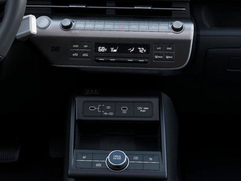 New 2026 Hyundai Kona SEL Premium FWD image 16