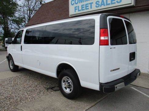 Used 2024 Chevrolet Express 3500 LT w/ LT Preferred Equipment Group RWD image 9