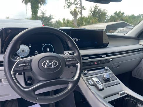 Used 2024 Hyundai Palisade SEL w/ Premium Package AWD/4WD image 16