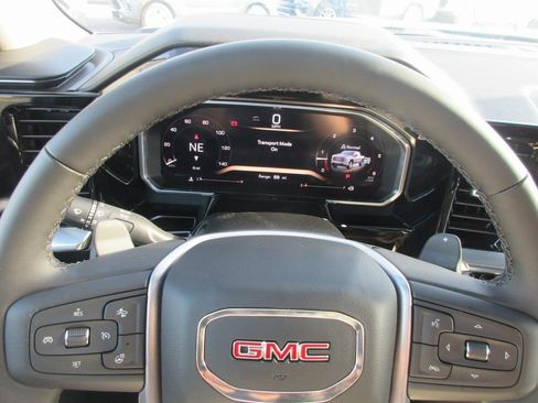 New 2026 GMC Sierra 1500 Elevation w/ Elevation Premium Package image 18