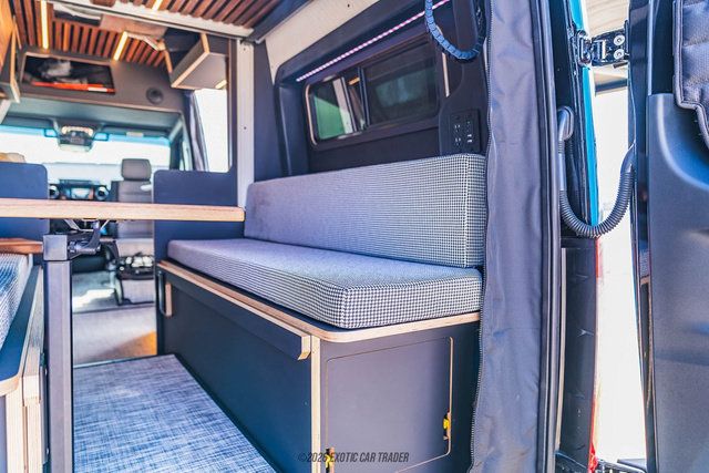 Used 2024 Mercedes-Benz Sprinter 2500 image 63