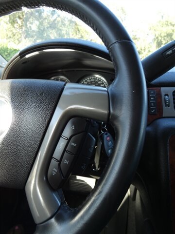Used 2013 Chevrolet Suburban LT w/ All-Star Edition RWD image 27