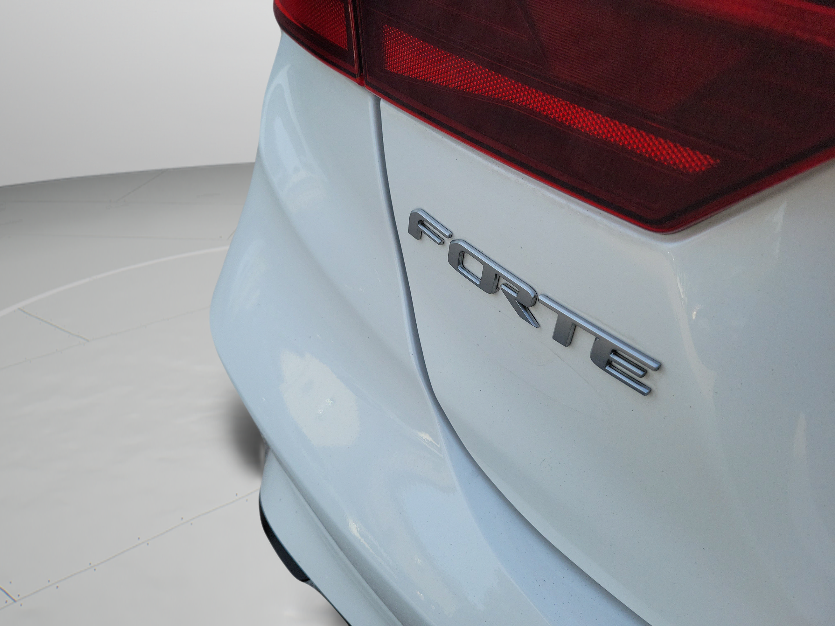 Used 2024 Kia Forte LXS w/ LXS Technology Package FWD image 31