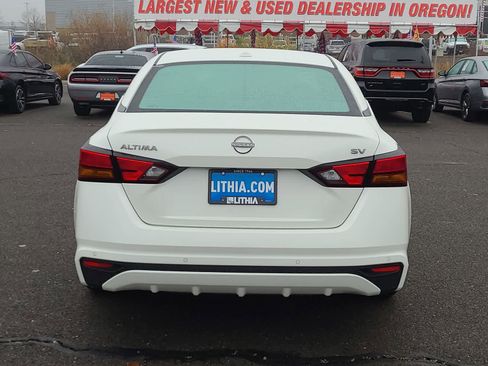Used 2023 Nissan Altima 2.5 SV image 13