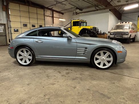 Used 2004 Chrysler Crossfire Coupe RWD image 7