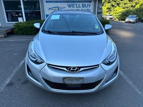 Used 2016 Hyundai Elantra SE FWD image 2
