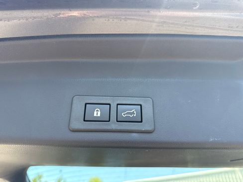 Used 2024 Subaru Ascent Limited AWD/4WD image 24