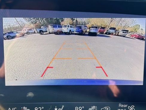 Used 2025 Buick Enclave Preferred image 7