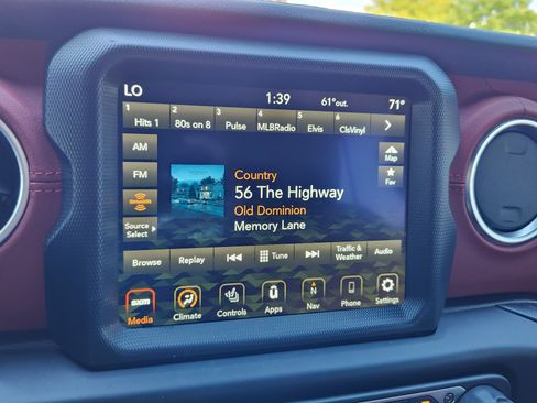 Used 2023 Jeep Wrangler Unlimited Rubicon 4xe image 29