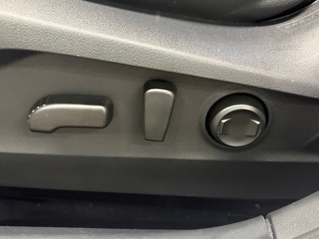 Used 2025 Subaru Outback Onyx Edition AWD/4WD image 18