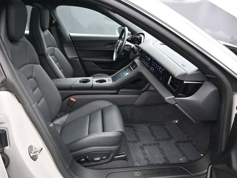 Certified 2023 Porsche Taycan RWD image 29