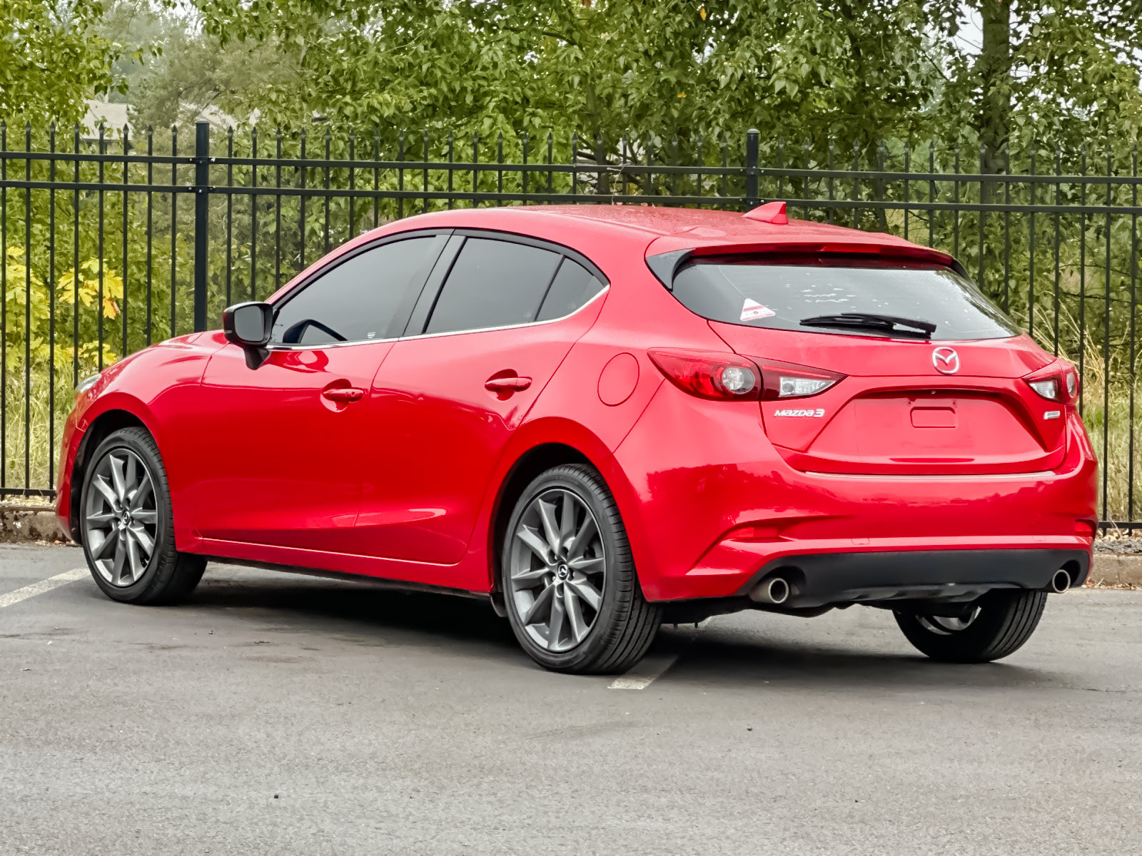 Used 2018 MAZDA MAZDA3 Touring FWD image 6