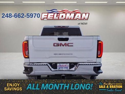 Used 2023 GMC Sierra 2500 SLT w/ SLT Premium Package image 4