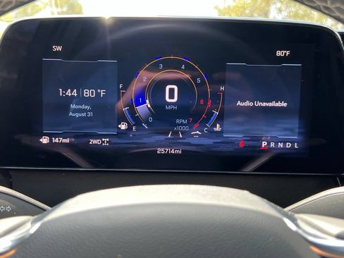 Used 2025 Chevrolet Traverse Z71 AWD/4WD image 16
