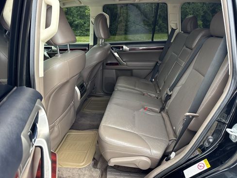 Used 2012 Lexus GX 460 w/ Comfort Plus Pkg AWD/4WD image 14
