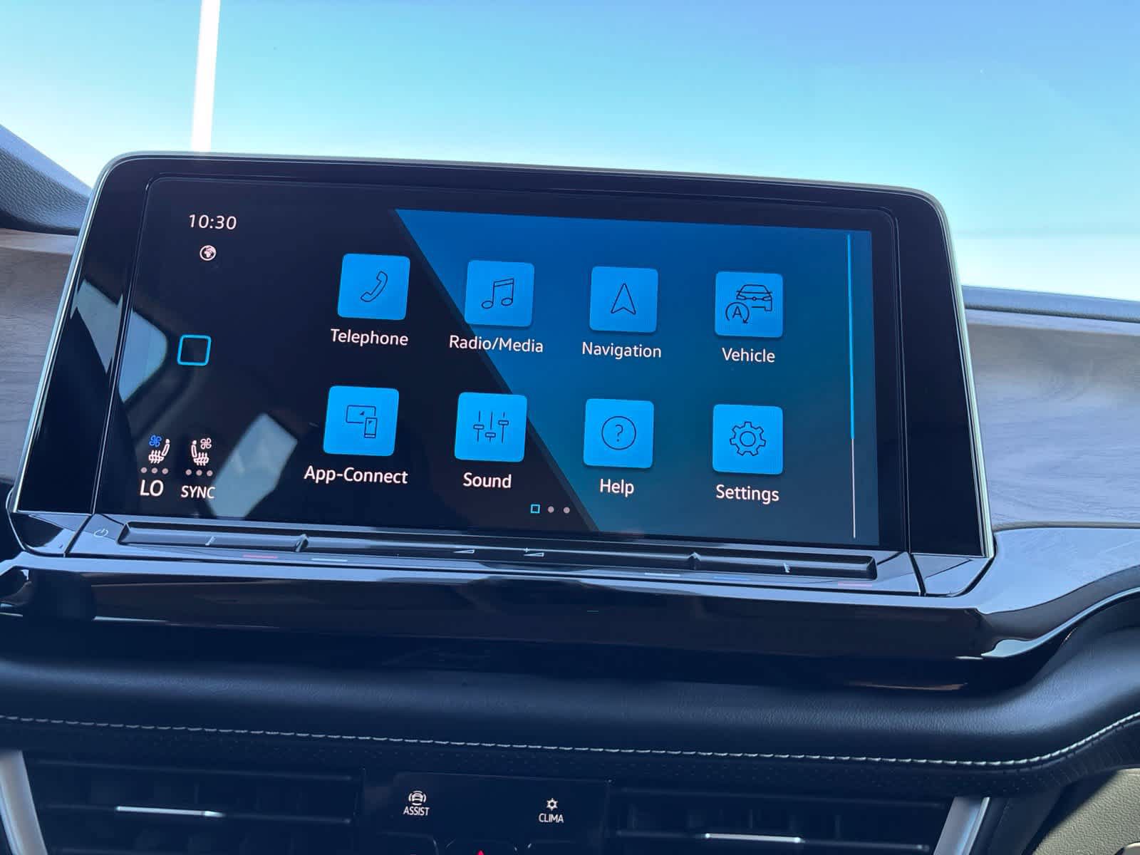Used 2024 Volkswagen Atlas SE FWD image 21