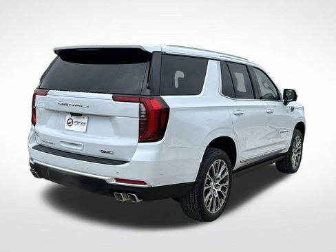 New 2026 GMC Yukon Denali w/ Denali Reserve Package image 7