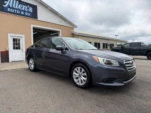 Used 2015 Subaru Legacy 2.5i Premium AWD/4WD image 3