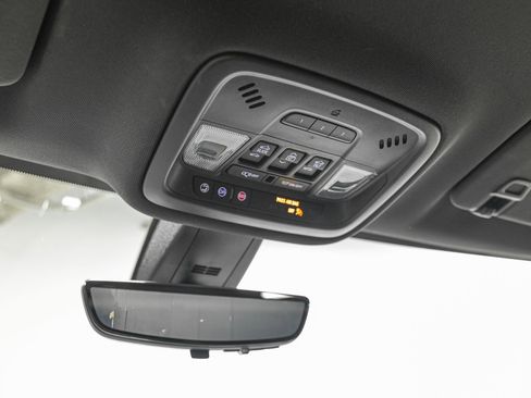 Used 2023 Chevrolet Traverse Premier w/ Redline Edition image 24