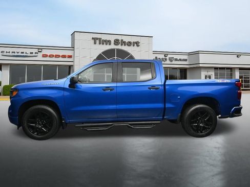 Used 2022 Chevrolet Silverado 1500 Custom AWD/4WD image 2