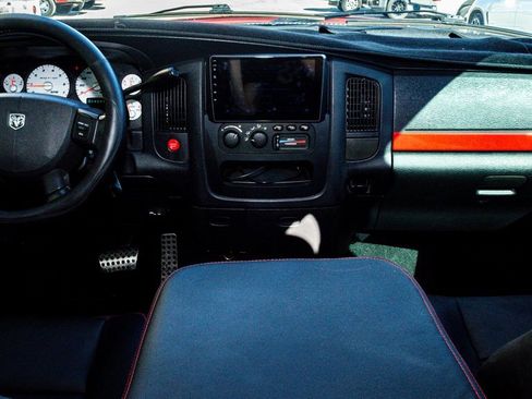 Used 2005 Dodge Ram 1500 Truck 2WD Quad Cab image 14