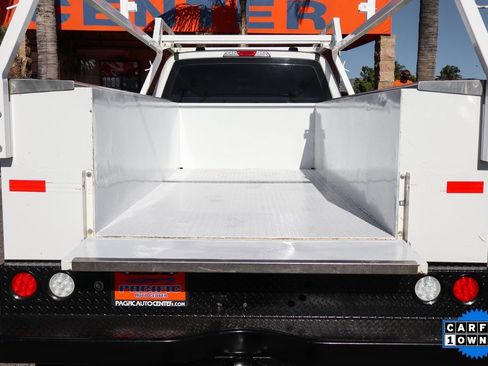 Used 2020 Ford F350 XL w/ Power Equipment Group image 10