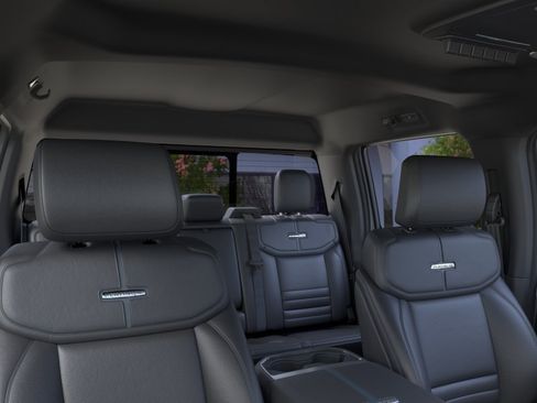 New 2026 Ford F250 Platinum w/ FX4 Off-Road Package AWD/4WD image 22