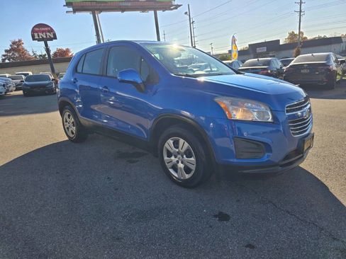 Used 2015 Chevrolet Trax LS image 5