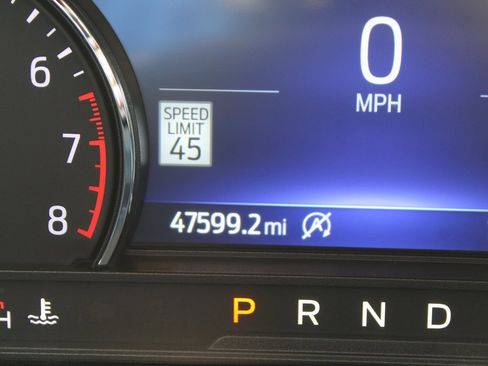 Used 2022 Ford Explorer Limited image 31