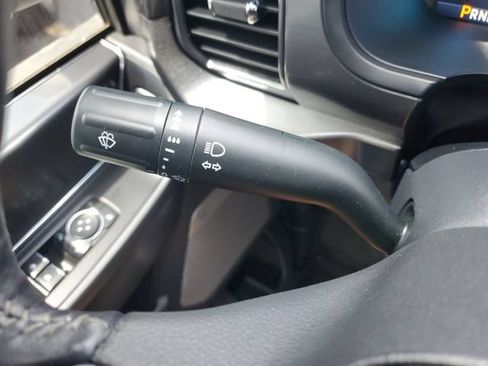 Used 2024 Ford F150 Lariat AWD/4WD image 14