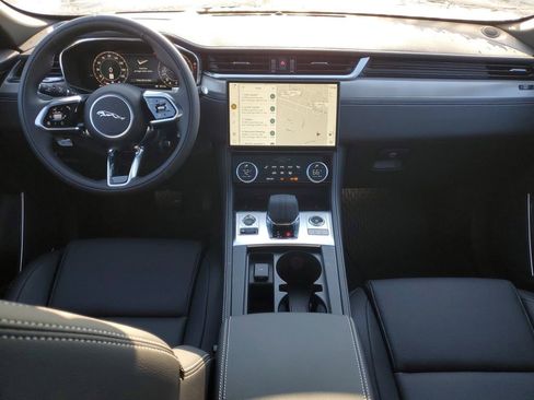 New 2026 Jaguar F-PACE R-Dynamic S image 27