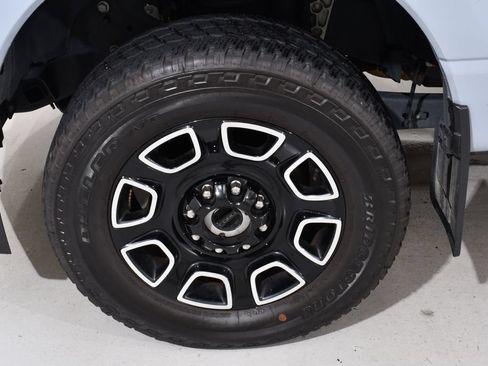 Used 2026 Ford F350 Platinum AWD/4WD image 24