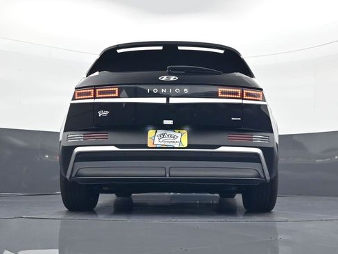 New 2025 Hyundai Ioniq 5 SEL image 26