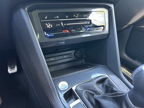 Certified 2024 Volkswagen Tiguan SE R-Line FWD image 24