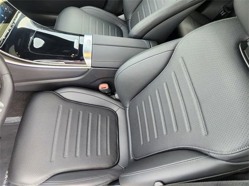 Certified 2026 Mercedes-Benz GLC 300 4MATIC image 8