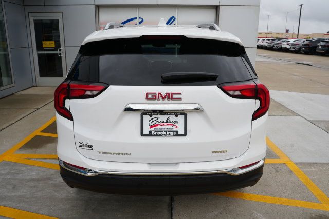 Used 2020 GMC Terrain SLT w/ Preferred Package AWD/4WD image 34