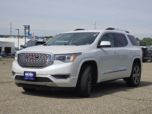 Used 2018 GMC Acadia Denali w/ Technology Package AWD/4WD image 15