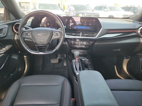 Used 2024 Chevrolet Trax RS w/ Driver Confidence Package FWD image 10
