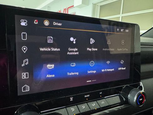 Certified 2024 Chevrolet Colorado Trail Boss w/ LPO, Dark Essentials Package image 18