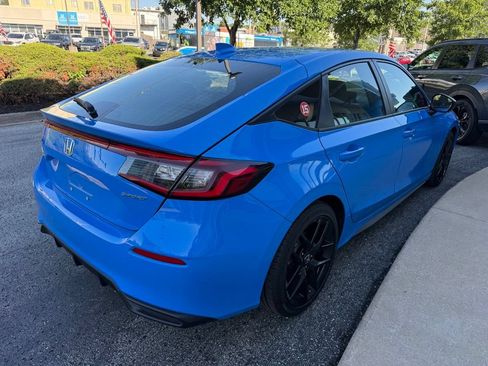 Used 2025 Honda Civic Sport image 6