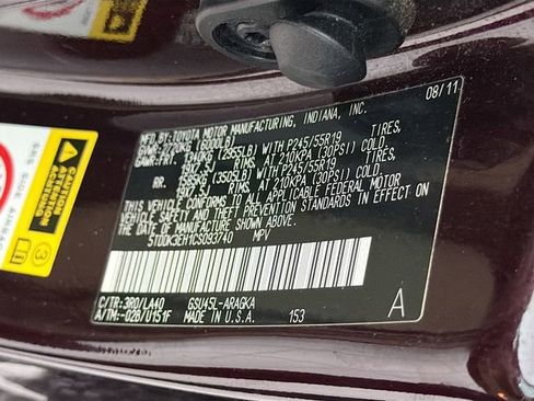 Used 2012 Toyota Highlander Limited w/ Tow Pkg image 28