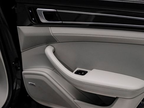 Used 2018 Porsche Panamera Turbo Sport Turismo image 85