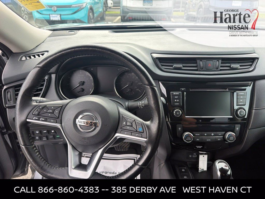 Certified 2020 Nissan Rogue SV w/ Premium Package AWD/4WD image 13