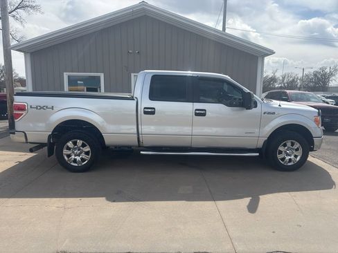 Used 2011 Ford F150 XLT w/ XLT Chrome Pkg image 2