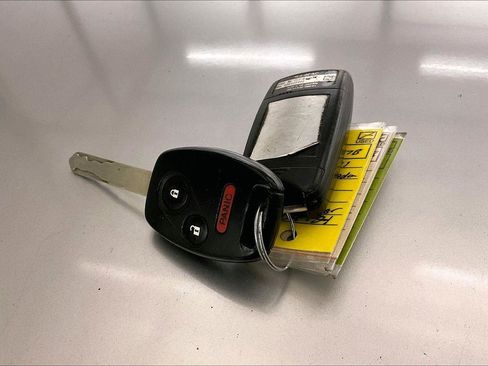 Used 2011 Honda Fit Sport image 11