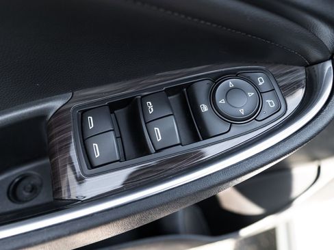 Used 2024 Chevrolet Malibu LT FWD image 20