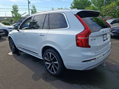 Used 2022 Volvo XC90 T8 Inscription Expression AWD/4WD image 4